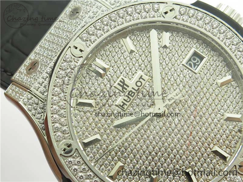 Classic Fusion Automatic  SS Diamonds Case WWF Best Edition Diamonds Paved Dial on Black Gummy Strap HB1112
