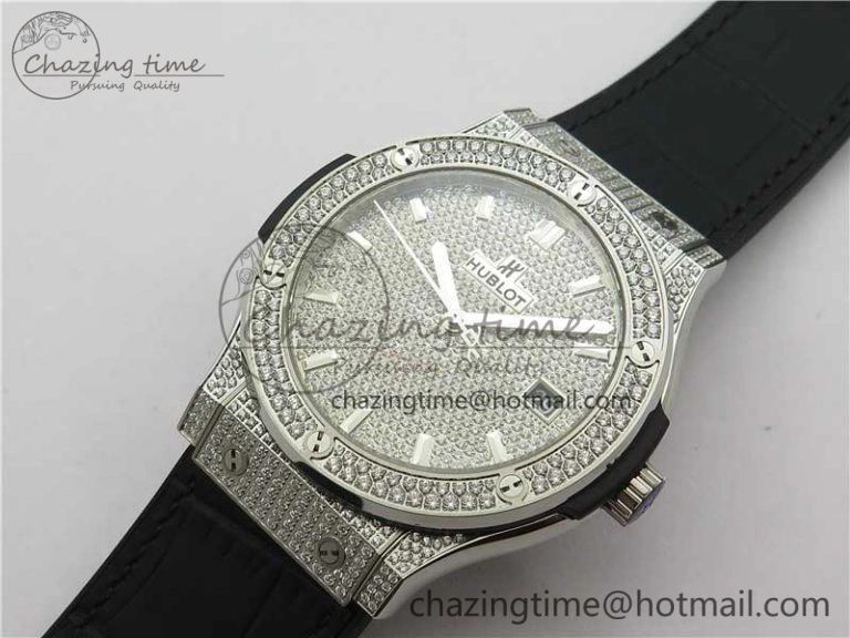 Classic Fusion Automatic  SS Diamonds Case WWF Best Edition Diamonds Paved Dial on Black Gummy Strap HB1112