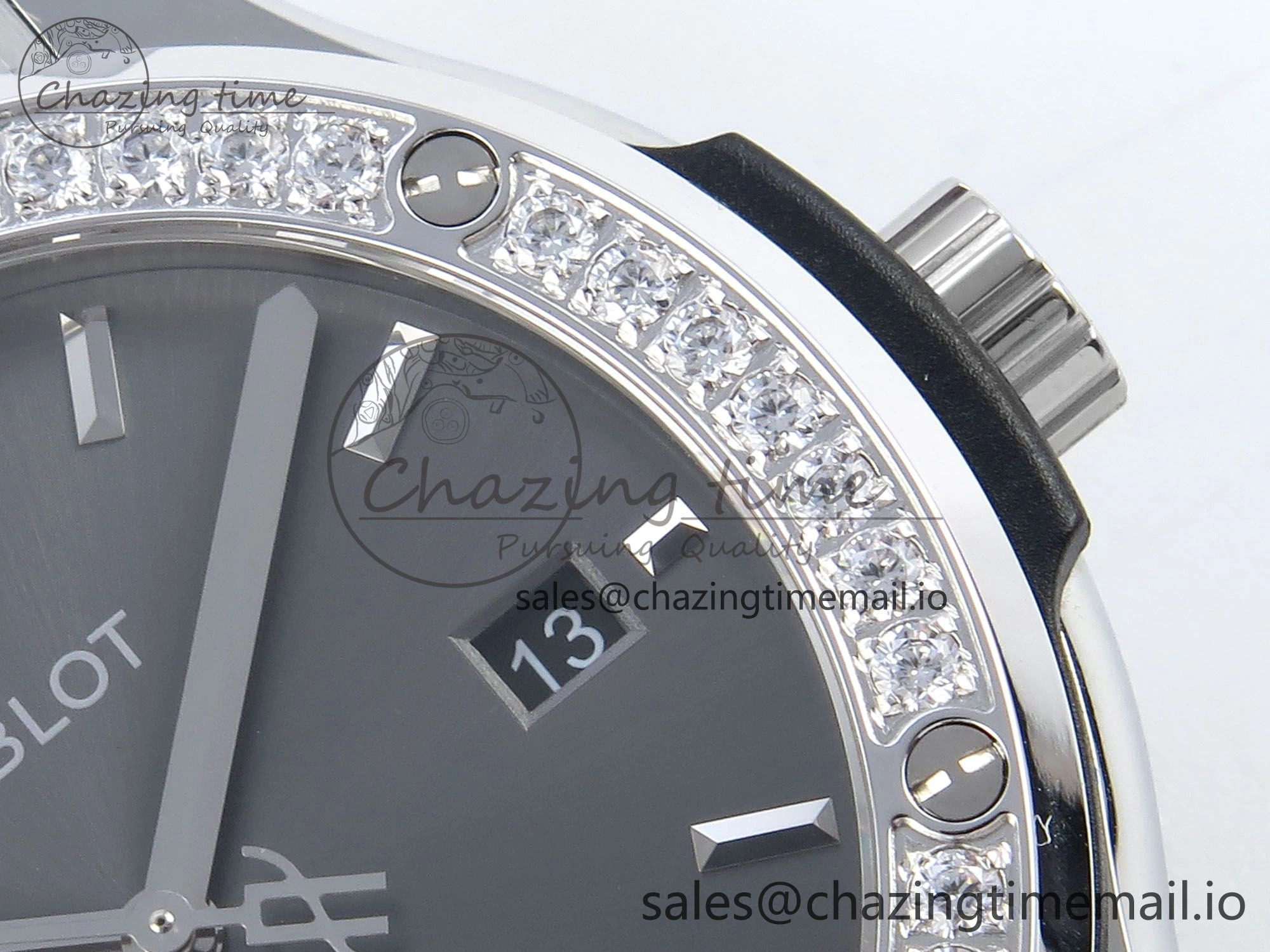 Classic Fusion Bang 42mm HBF 1:1 Best Edition Gray Dial Diamonds Bezel on Gray Rubber Strap A2892