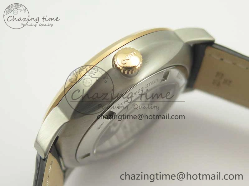 Commander Big Date RG OXF White Dial on Black Leather Strap A2824