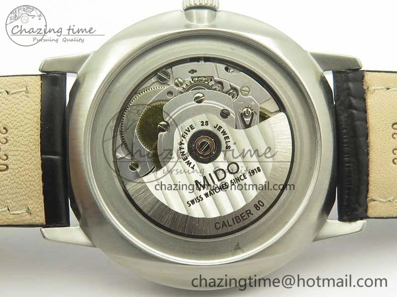 Commander Big Date SS OXF Gray Dial on Black Leather Strap A2824