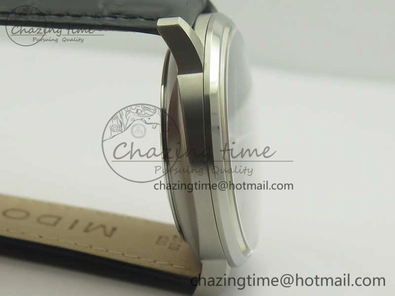 Commander Big Date SS OXF Gray Dial on Black Leather Strap A2824