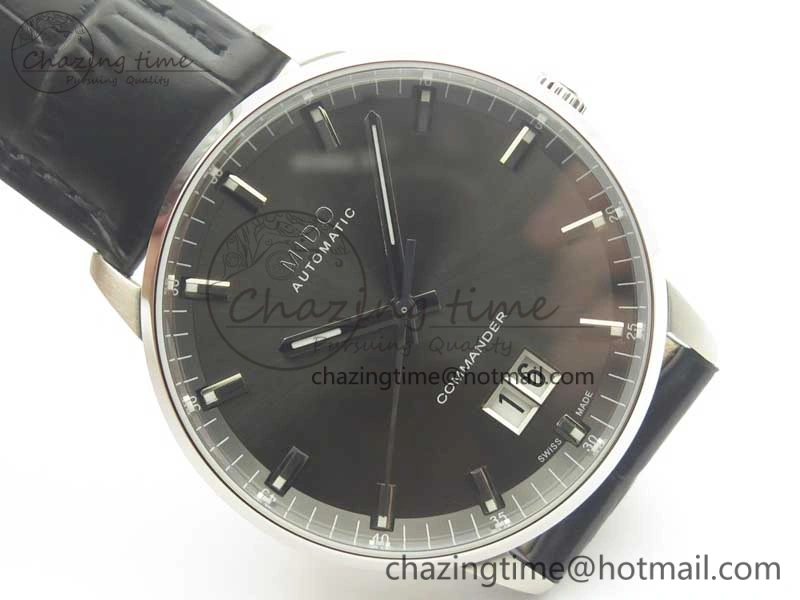 Commander Big Date SS OXF Gray Dial on Black Leather Strap A2824