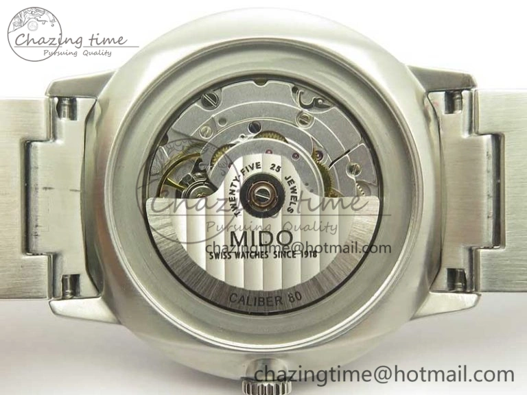 Commander Big Date SS OXF Gray Dial on SS Bracelet A2824