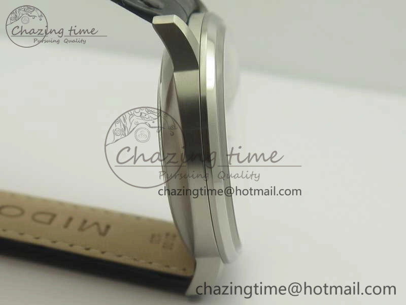 Commander Big Date SS OXF White Dial on Black Leather Strap A2824