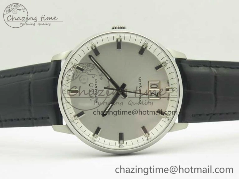 Commander Big Date SS OXF White Dial on Black Leather Strap A2824