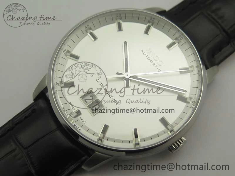 Commander Big Date SS OXF White Dial on Black Leather Strap A2824