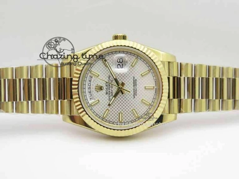 Day-Date 40mm 228238 YG Noob 1:1 Best Edition Silver Dial On YG President Bracelet A3255