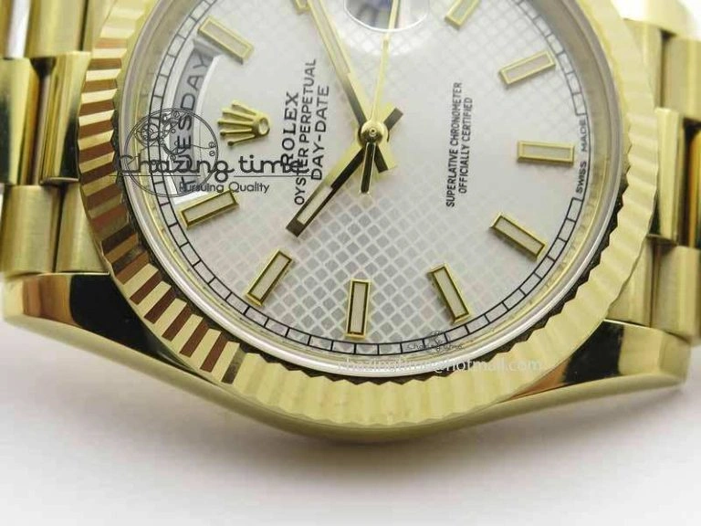 Day-Date 40mm 228238 YG Noob 1:1 Best Edition Silver Dial On YG President Bracelet A3255