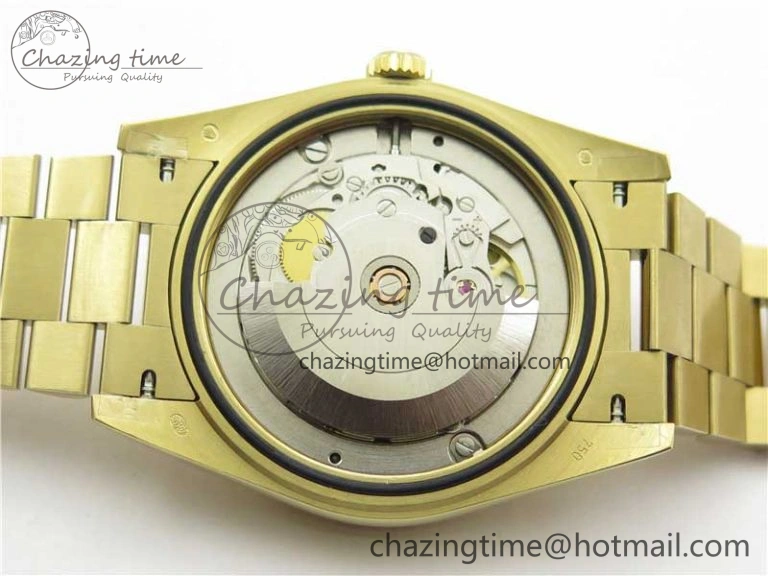 Day-Date 40mm 228239 BP New Dial Version 904 YG Silver Roman Markers Dial on SS President Bracelet A2836