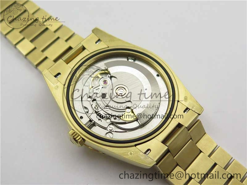 Day-Date 40mm 228239 BP New Dial Version 904 YG Silver Roman Markers Dial on SS President Bracelet A2836