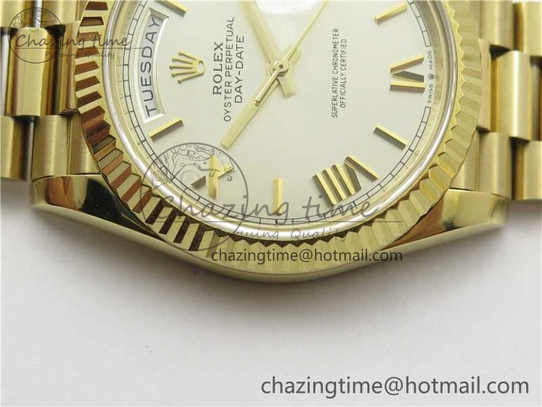 Day-Date 40mm 228239 BP New Dial Version 904 YG Silver Roman Markers Dial on SS President Bracelet A2836