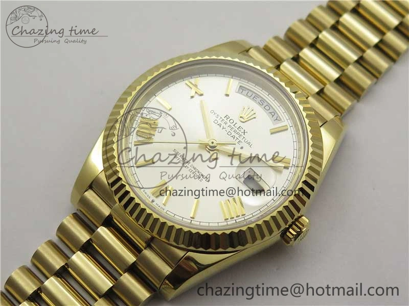 Day-Date 40mm 228239 BP New Dial Version 904 YG Silver Roman Markers Dial on SS President Bracelet A2836