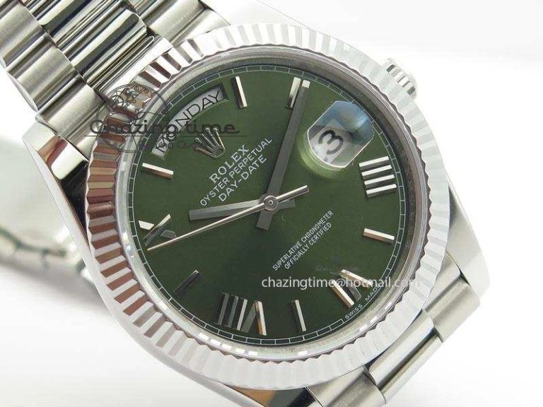 DayDate 40mm BP-Maker 228206 SS Green Roman Dial (Fluted Bezel) On SS Bracelet ETA2836