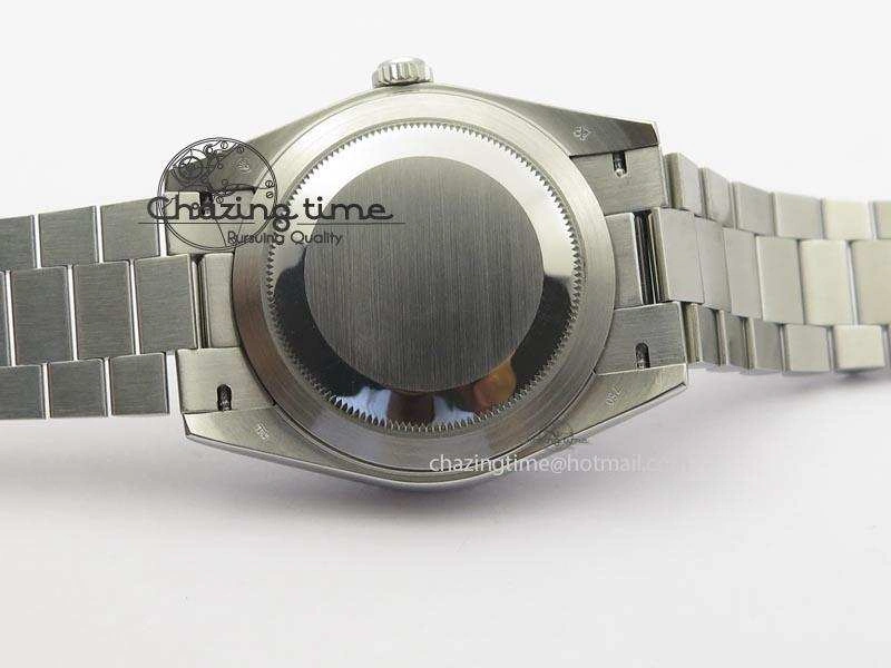 DayDate 40mm BP-Maker 228206 SS Ice Blue Roman Dial (Smooth Bezel) On SS Bracelet ETA2836