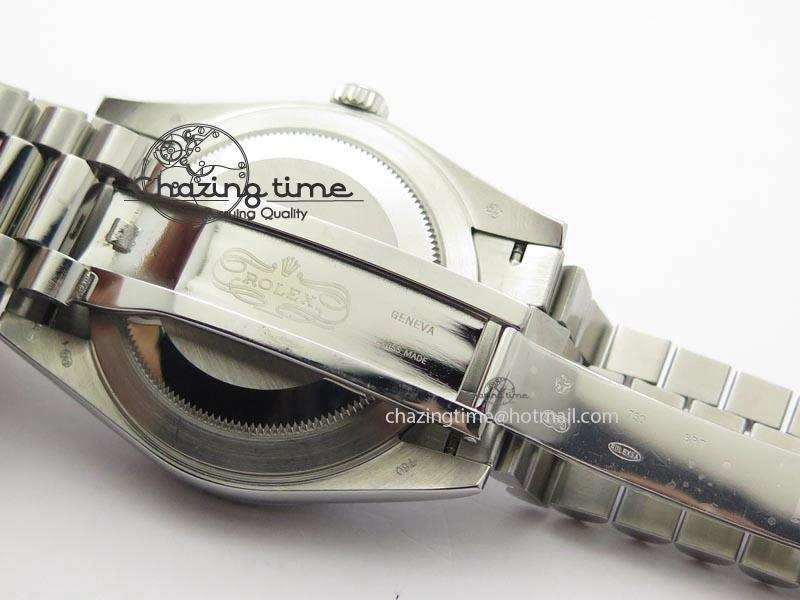 DayDate 40mm BP-Maker 228206 SS Ice Blue Roman Dial (Smooth Bezel) On SS Bracelet ETA2836