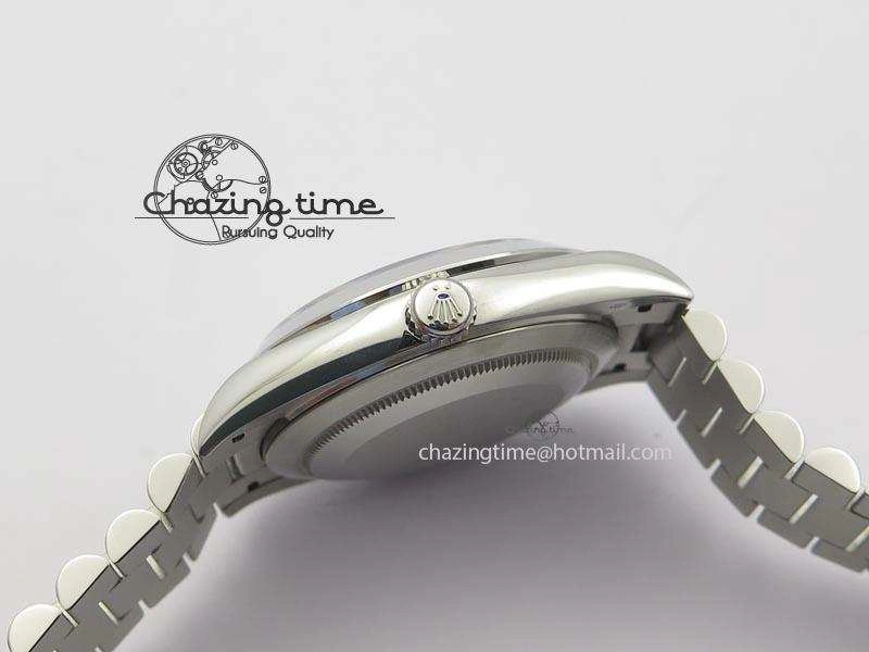 DayDate 40mm BP-Maker 228206 SS Ice Blue Roman Dial (Smooth Bezel) On SS Bracelet ETA2836