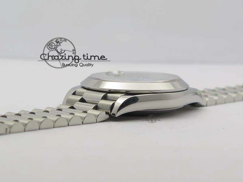 DayDate 40mm BP-Maker 228206 SS Ice Blue Roman Dial (Smooth Bezel) On SS Bracelet ETA2836