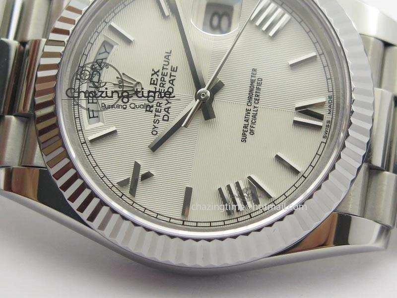 DayDate 40mm BP-Maker 228206 SS White Roman Dial (Fluted Bezel) On SS Bracelet ETA2836