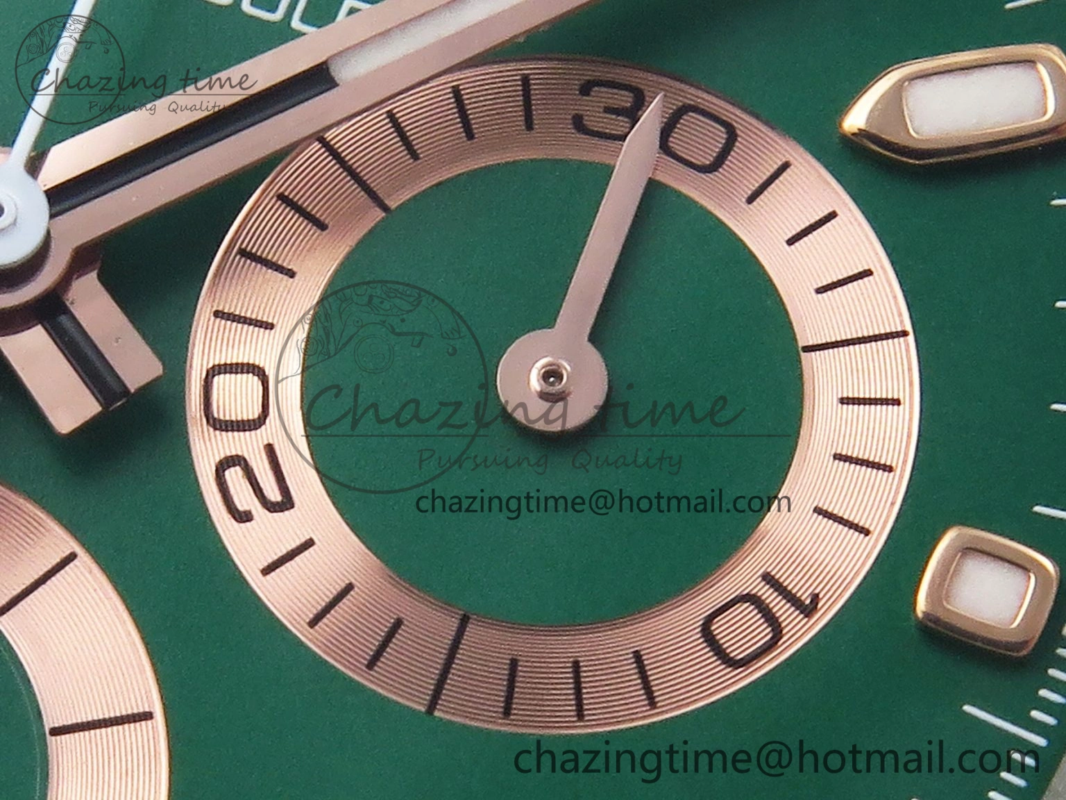 Daytona AET White Ceramic Case and Bracelet Green Dial SA4130 V2