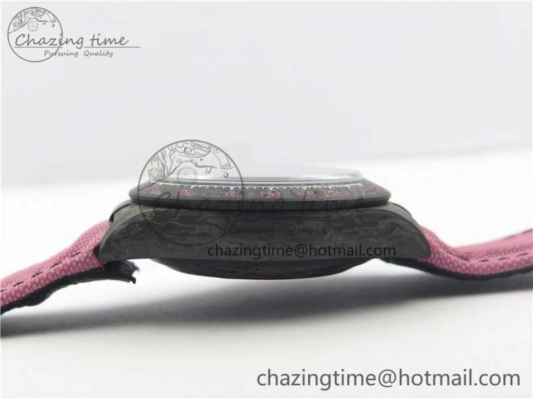 Daytona DIW Carbon V2 WWF Best Edition Black Pink Dial On Pink Nylon Strap A7750