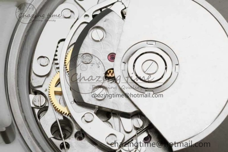Daytona White Ceramic 5GF Best Edition Meteorite Dial on White Rubber Strap A7750