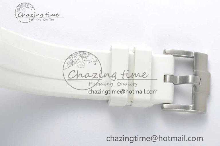 Daytona White Ceramic 5GF Best Edition White Black Dial on White Rubber Strap A7750