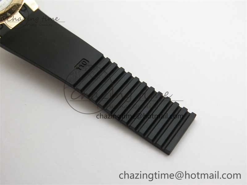 Executive El Toro RG 3EF 1:1 Best Edition Black Dial on Black Rubber Strap Asian UN-32