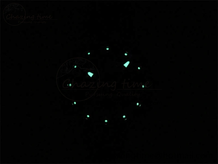Executive El Toro RG 3EF 1:1 Best Edition Black Dial on Black Rubber Strap Asian UN-32