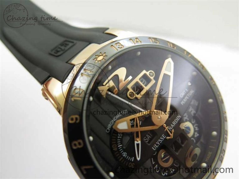 Executive El Toro RG 3EF 1:1 Best Edition Black Dial on Black Rubber Strap Asian UN-32