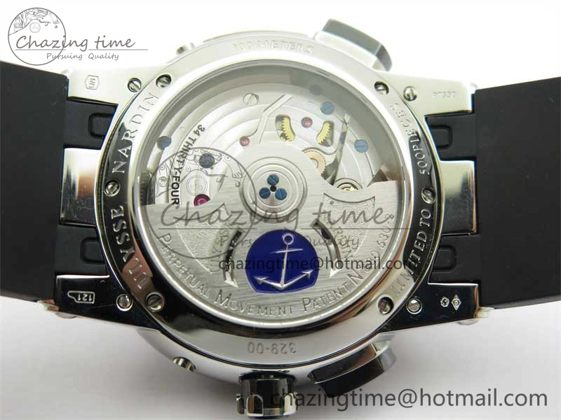 Executive El Toro SS 3EF 1:1 Best Edition Black Dial on Black Rubber Strap Asian UN-32