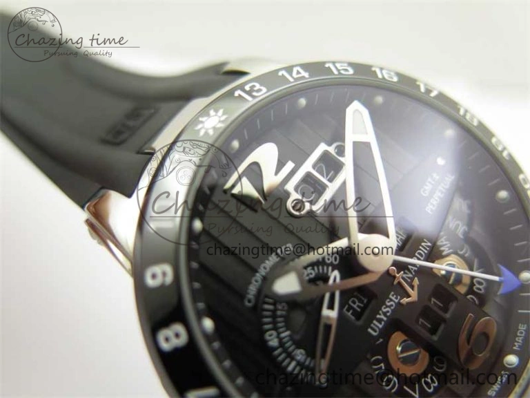Executive El Toro SS 3EF 1:1 Best Edition Black Dial on Black Rubber Strap Asian UN-32