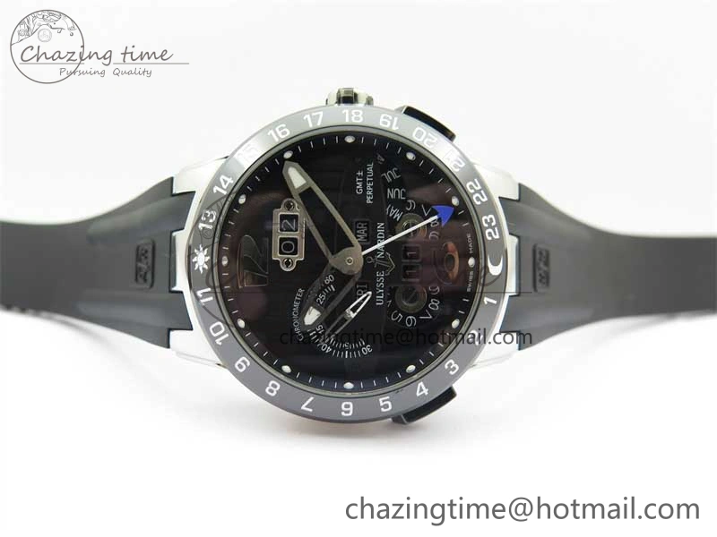 Executive El Toro SS 3EF 1:1 Best Edition Black Dial on Black Rubber Strap Asian UN-32