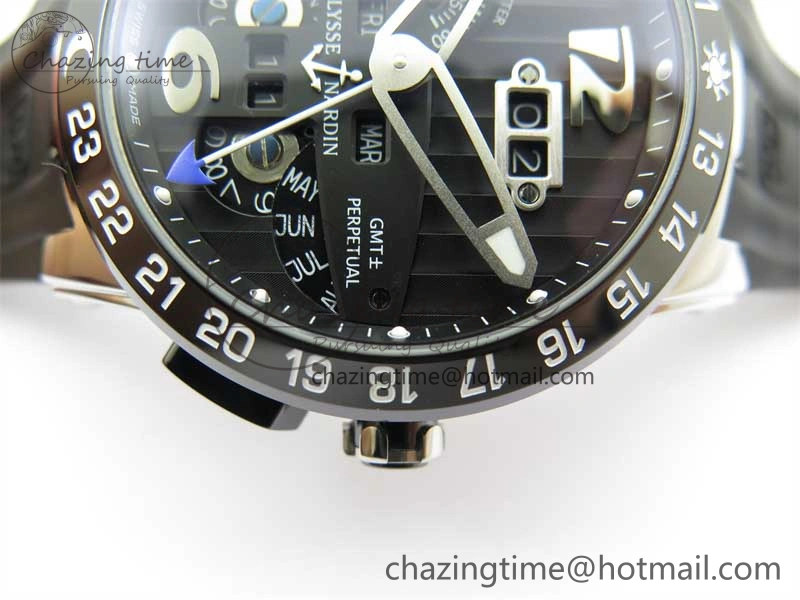 Executive El Toro SS 3EF 1:1 Best Edition Black Dial on Black Rubber Strap Asian UN-32