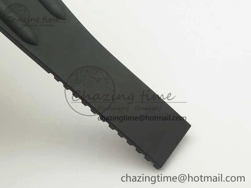 Executive Toro RG TWA 1:1 Best Edition Black Dial On Rubber Strap Asian UN-32