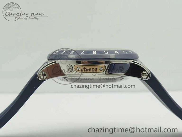Executive Toro SS TWA 1:1 Best Edition Blue Dial On Rubber Strap Asian UN-32