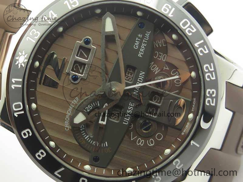 Executive Toro SS TWA 1:1 Best Edition Brown Dial On Rubber Strap Asian UN-32