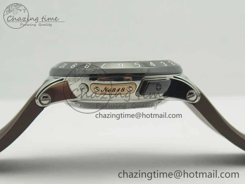 Executive Toro SS TWA 1:1 Best Edition Brown Dial On Rubber Strap Asian UN-32