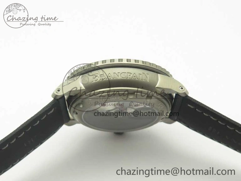 Fifty Fathoms Titanium Big Date Blue HGF Best Edition Blue Dial on Sail-canvas Strap A6918B (Free Tool And Nylon Strap)