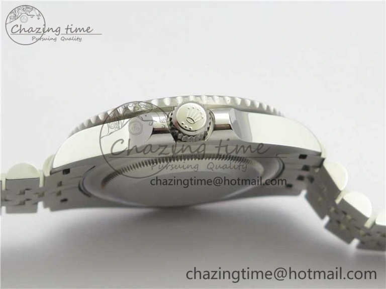 GMT Master II 126710 BLRO Real Ceramic 904L SS Noob 1:1 Best Edition on Bracelet A3285 (Correct Hand Stack)