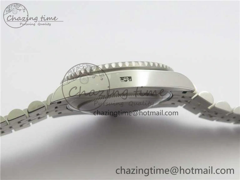 GMT Master II 126710 BLRO Real Ceramic 904L SS Noob 1:1 Best Edition on Bracelet A3285 (Correct Hand Stack)