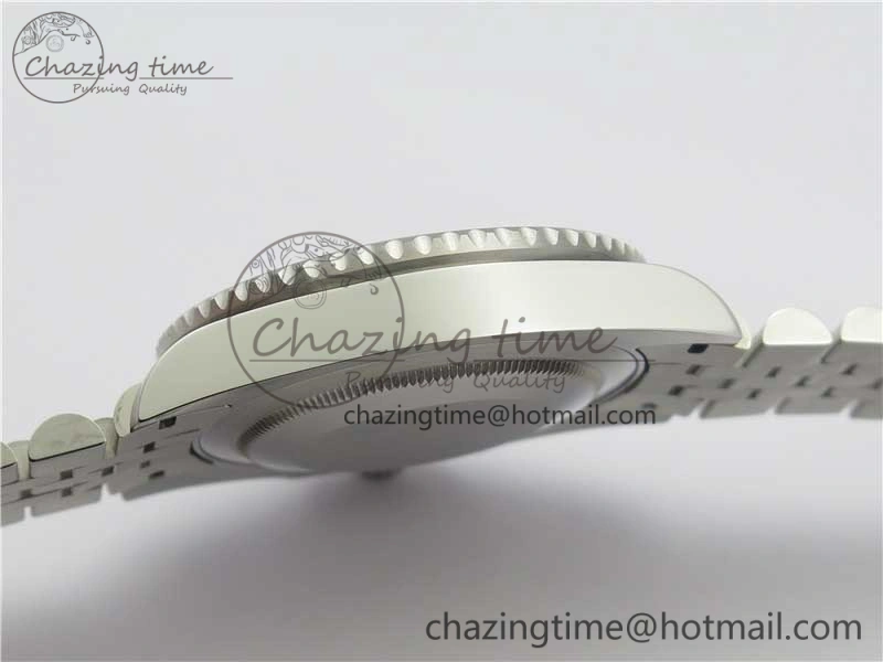 GMT Master II 126710 BLRO Real Ceramic 904L SS Noob 1:1 Best Edition on Bracelet A3285 (Correct Hand Stack)