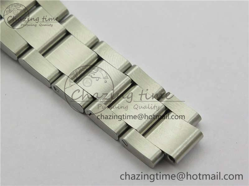 GMT Master II 126710 White Black T Crystal VRF Best Edition Black Dial On SS Paved CrystalBracelet  A3186 CHS