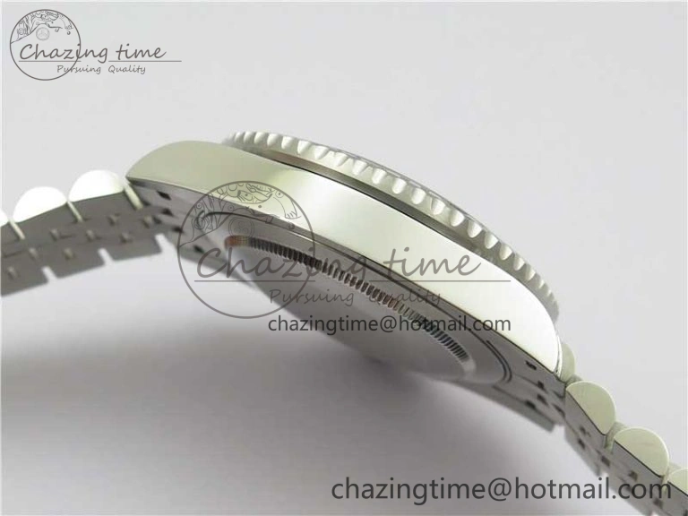 GMT-Master II White Blue Diamonds Bezel 904L Steel GMF Best Edition Black Dial On Jubilee Bracelet SA3285 CHS V3