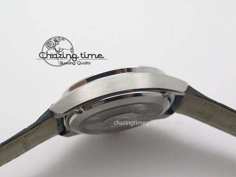 Globemaster Master Chronometer SS V6F Best Edition White Dial On Black Leather Strap A8900