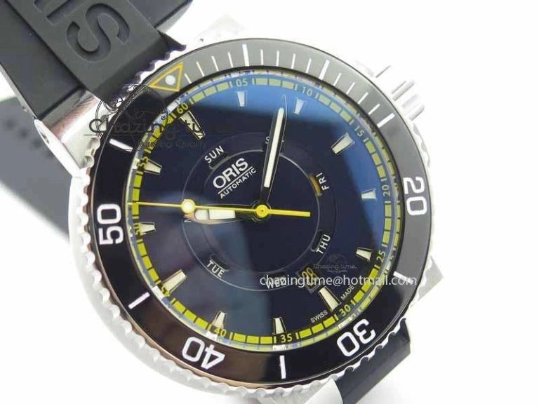 Great Barrier Reef Limited Edition II SS Black Dial On Black Rubber Strap A2836