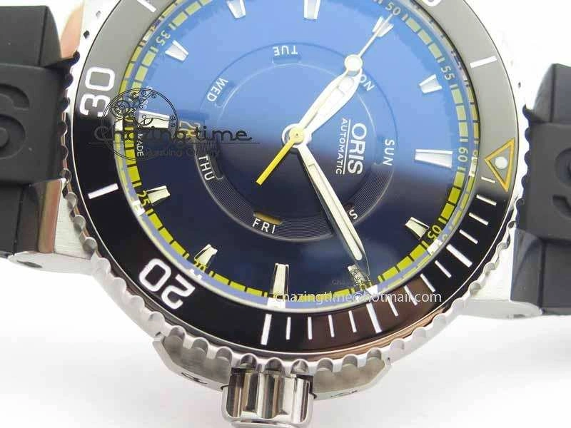Great Barrier Reef Limited Edition II SS Black Dial On Black Rubber Strap A2836