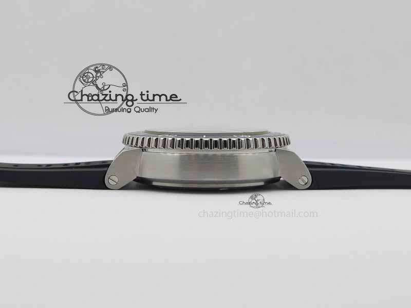 Great Barrier Reef Limited Edition II SS Black Dial On Black Rubber Strap A2836