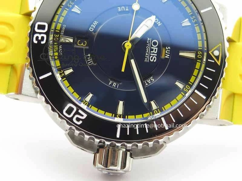 Great Barrier Reef Limited Edition II SS Blue Dial On Yellow Rubber Strap A2836