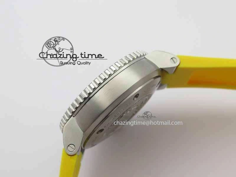 Great Barrier Reef Limited Edition II SS Blue Dial On Yellow Rubber Strap A2836
